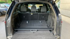 Land Rover Discovery 3.0 D300 Dynamic SE 5dr Auto Diesel Station Wagon